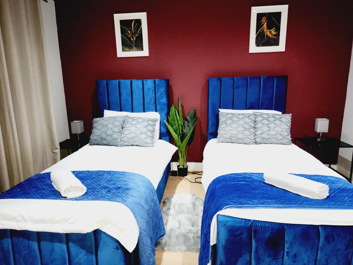 Elegant 3br 2bath Flat In Canary Wharf - O2 -excel * Лондон