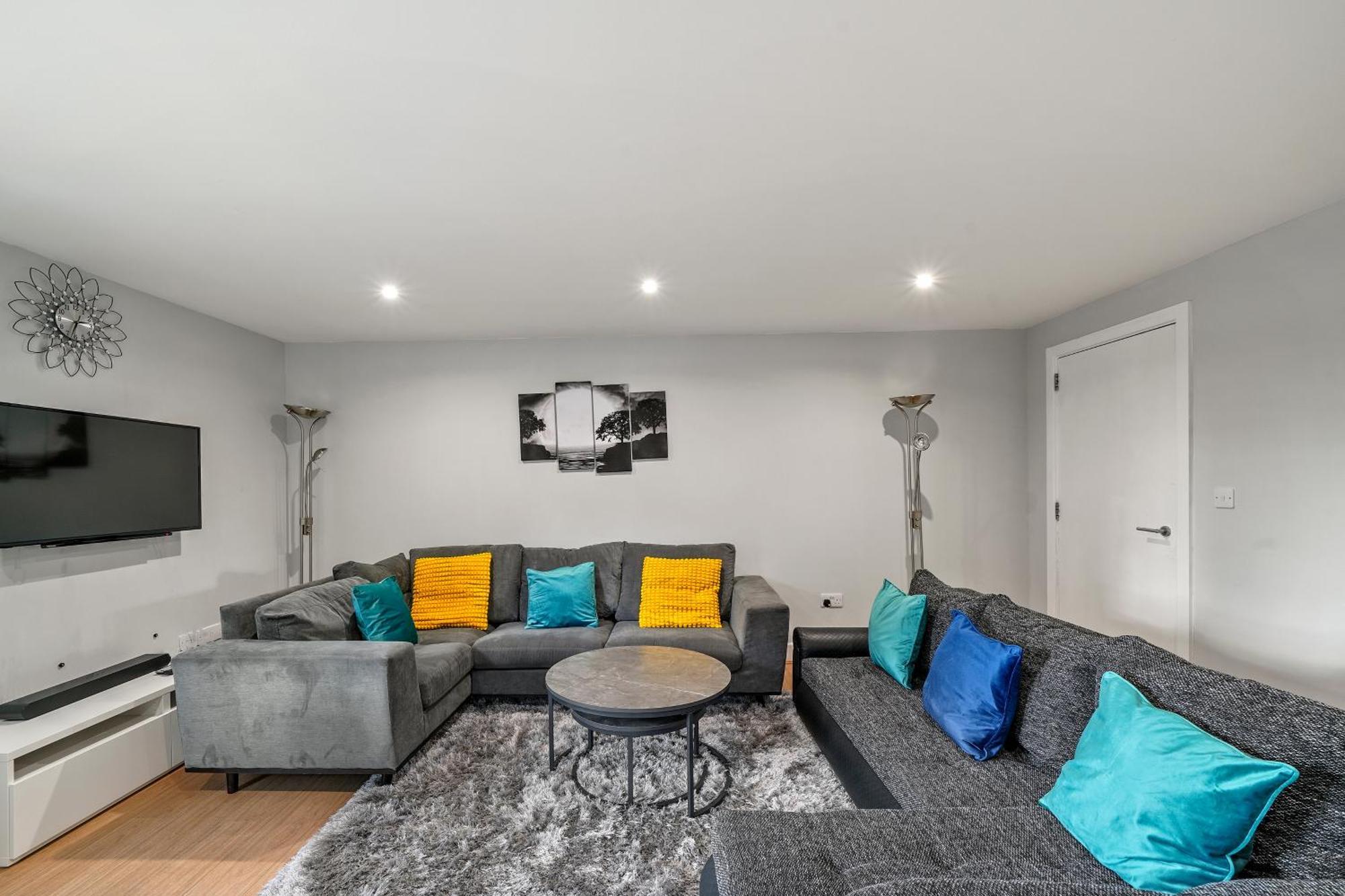 Апартаменты Elegant 3br 2bath Flat In Canary Wharf - O2 -excel *